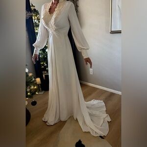 Vintage ‘60/‘70 Bohemian Wedding Dress with Train